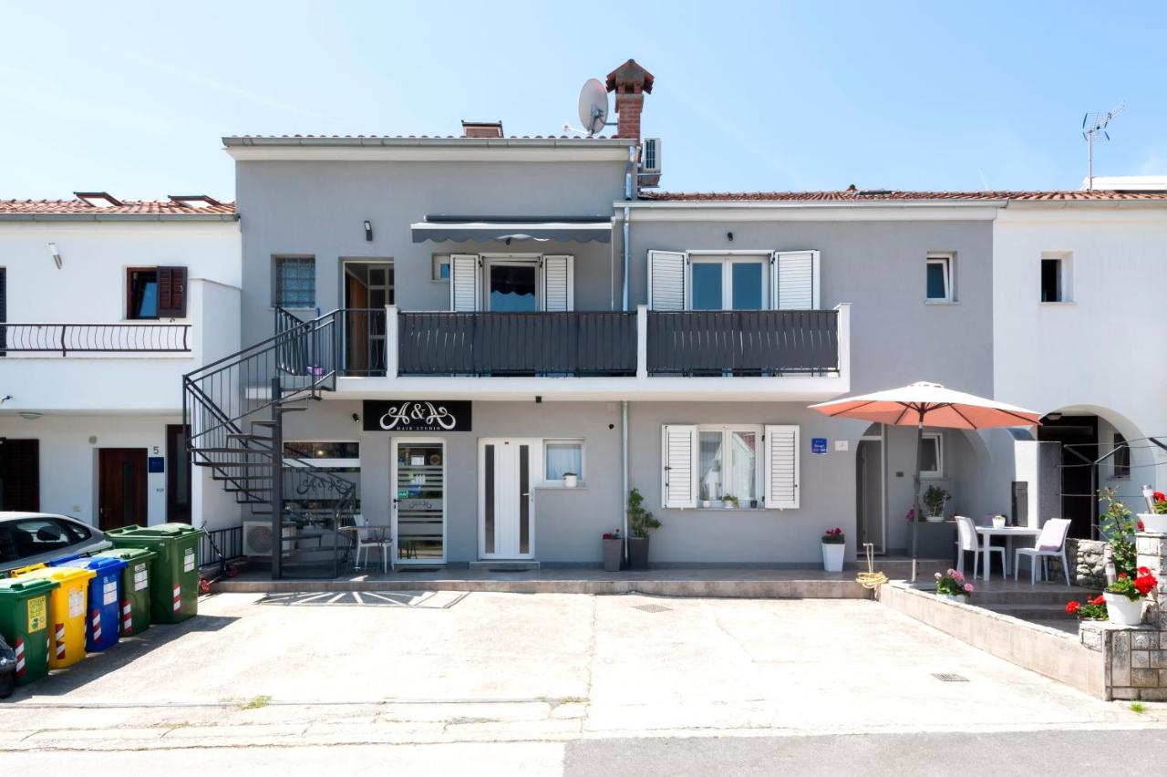 Apartment Biggy Ровінь Екстер'єр фото